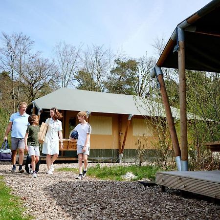 Отель Landal Glamping Нёфшато Экстерьер фото