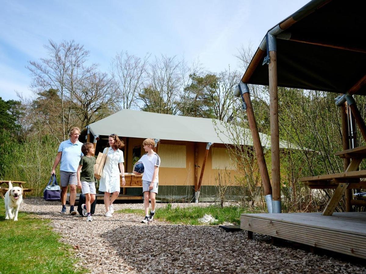 Отель Landal Glamping Нёфшато Экстерьер фото