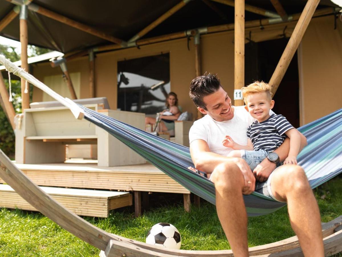 Отель Landal Glamping Нёфшато Экстерьер фото